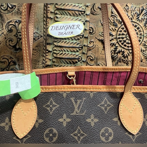 2019 Louis Vuitton Neverfull PM Monogram Pivoine Tote - Picture 13 of 17